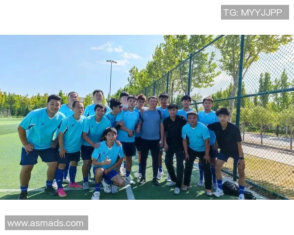 广州足球队团队协作深度解析与其他球队的比较分析